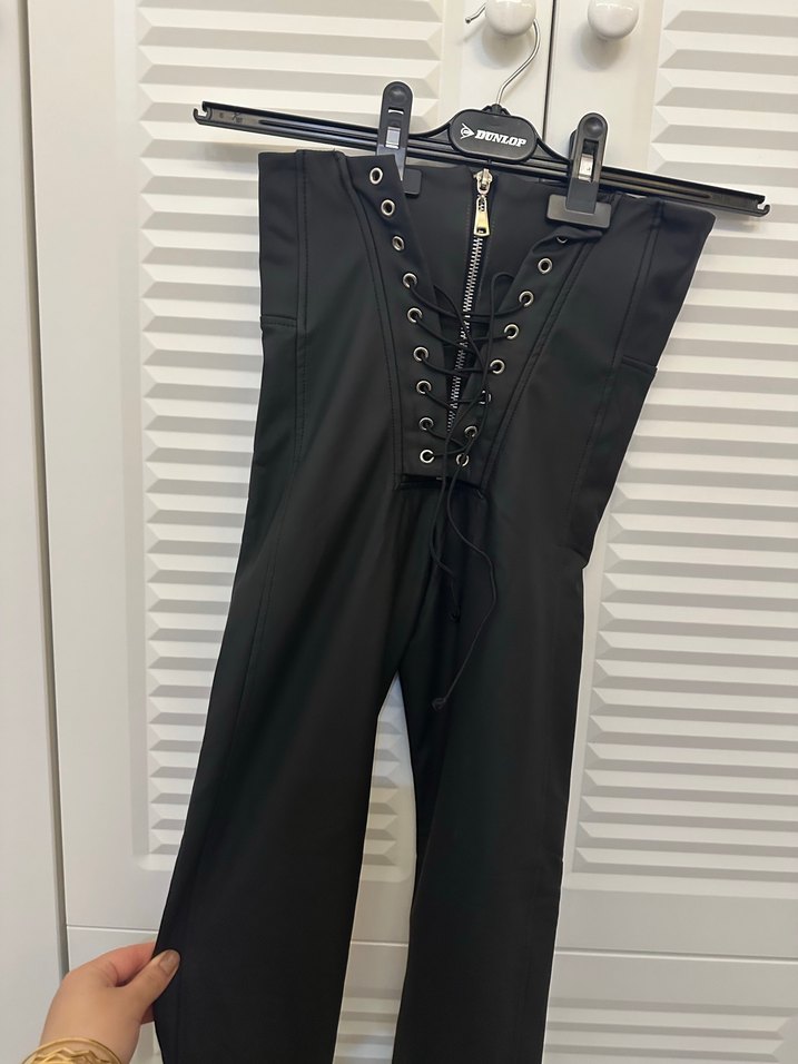 Siyah Deri Korse Detaylı Kadın Pantolon - Görsel 3