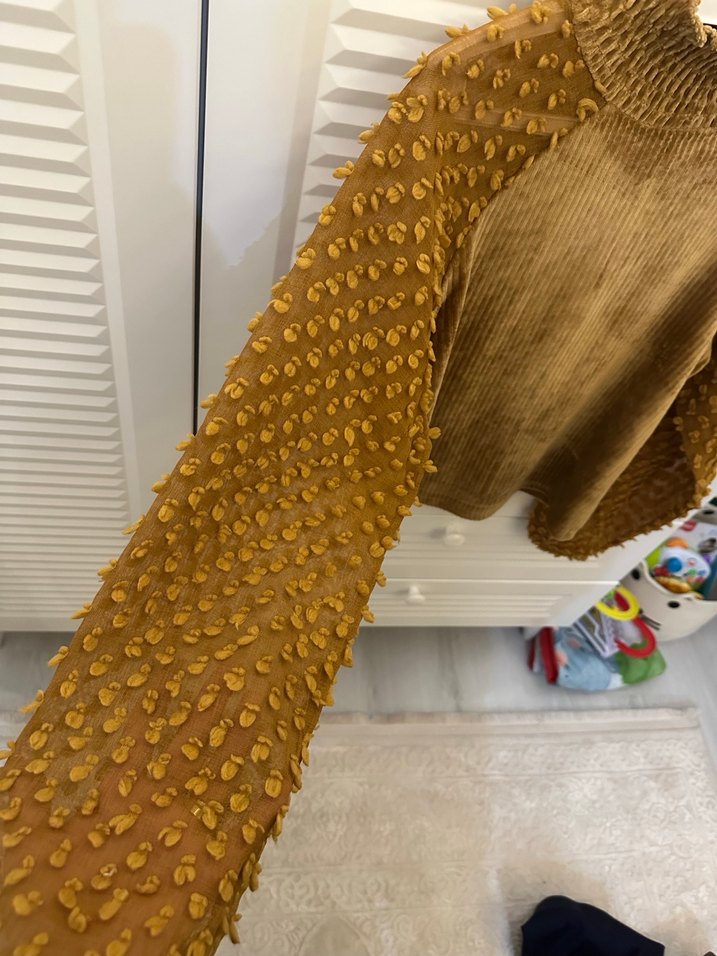 Kolları Tül Kadife Bluz - Görsel 3