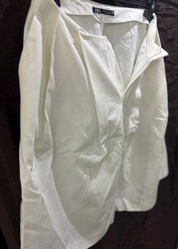 Beyaz Pamuklu Mini Bermuda Şort - Görsel 3