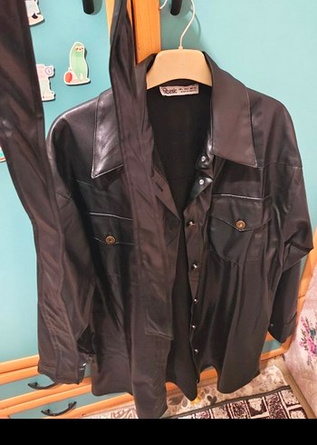 Kadın Siyah Uzun Deri Ceket - Görsel 4