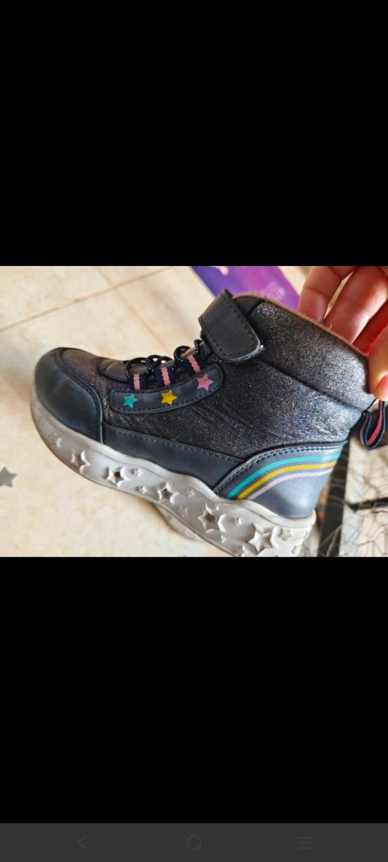 Kız Çocuk Çok Renkli Cırtlı Sokak Botu Az kullanıldı - Görsel 3