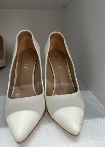 Stiletto topuklu ayakkabı - Görsel 2