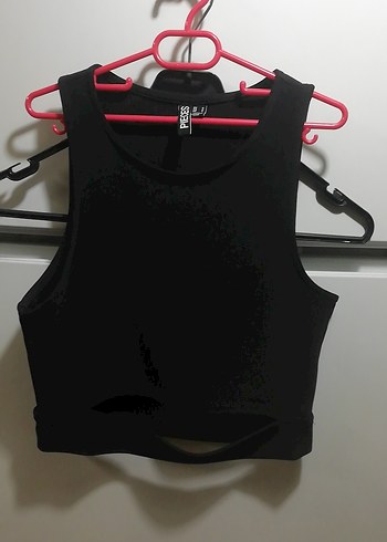 Siyah Yüksek Yakalı Kısa Crop Top - Görsel 2