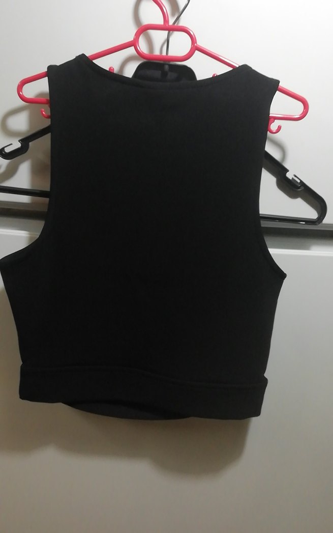 Siyah Yüksek Yakalı Kısa Crop Top - Görsel 5