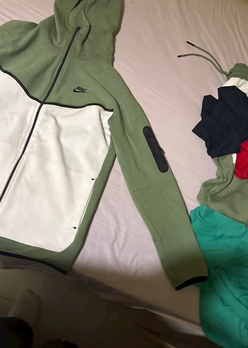 Erkek Nike Fermuarlı Yeşil Kapüşonlu Sweatshirt - Görsel 3