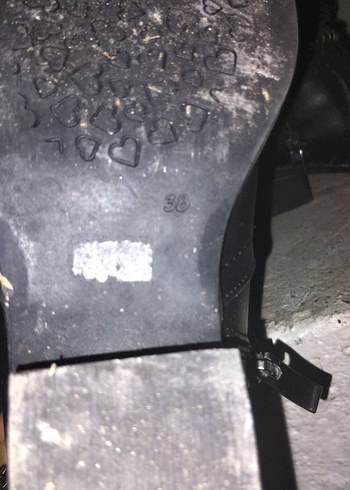 Siyah Parlak Yılan Desenli Tokalı Biker Bot - Görsel 3