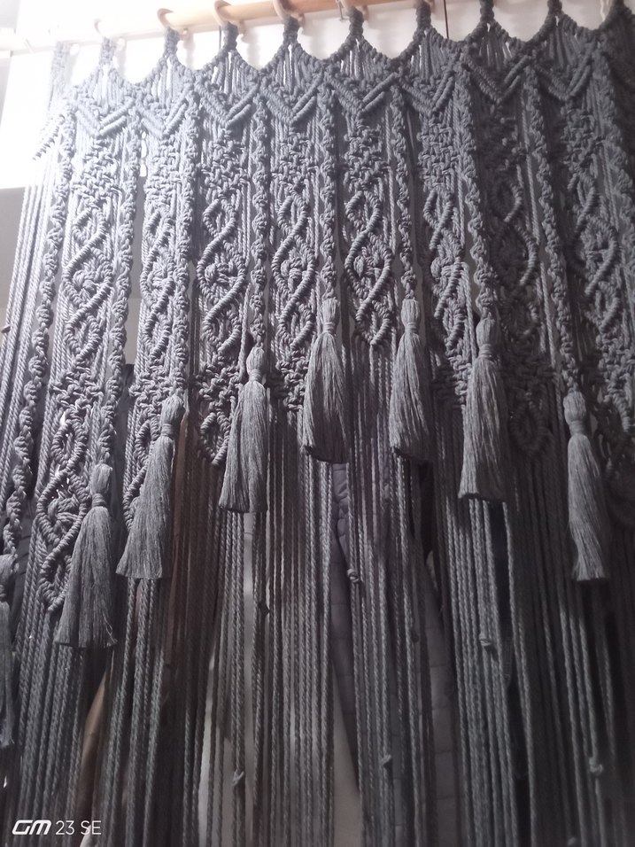 Gri Püsküllü makrome perde - Görsel 2