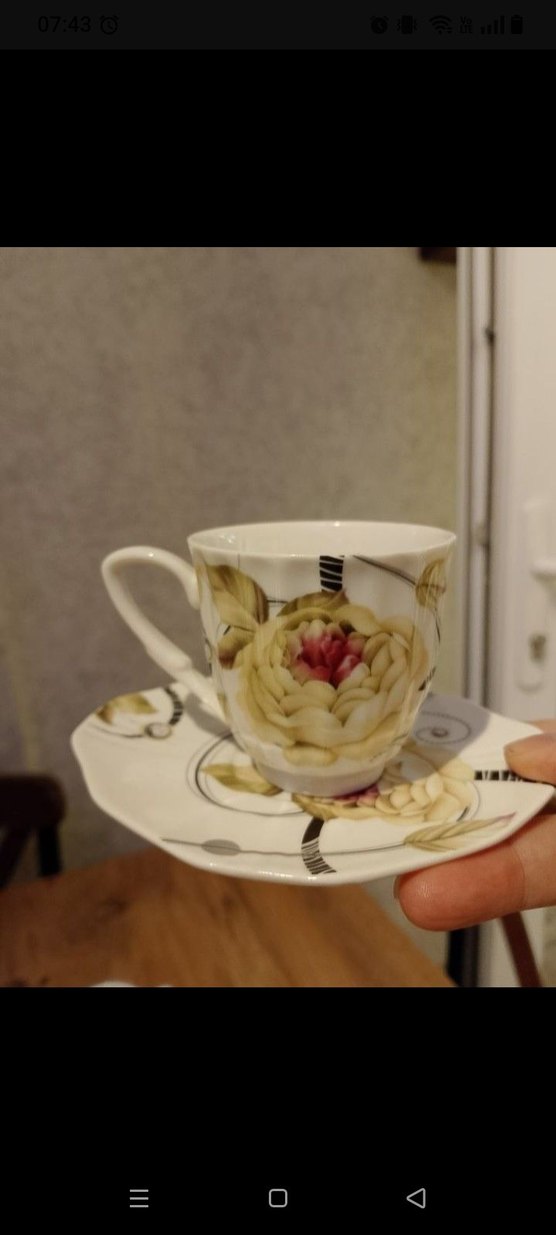 Çiçek Desenli Beyaz Porselen Kahve Takımı - Görsel 2