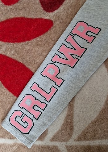 Kız Çocuk Gri Baskılı Pamuklu Tişört - Görsel 2