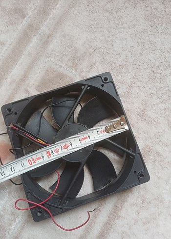 Siyah ve Gri Bilgisayar Soğutucu Fan - Görsel 4