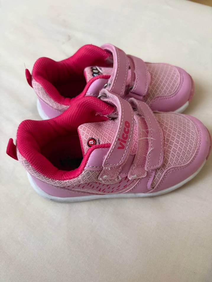 Kız Çocuk Pembe Cırt Cırtlı Spor Ayakkabı - Görsel 2