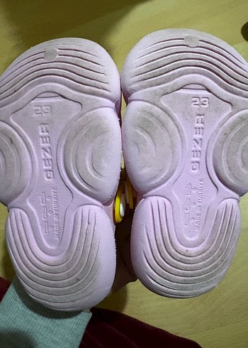 Kız Çocuk Renkli Gezer Bantlı Terlik - Görsel 3