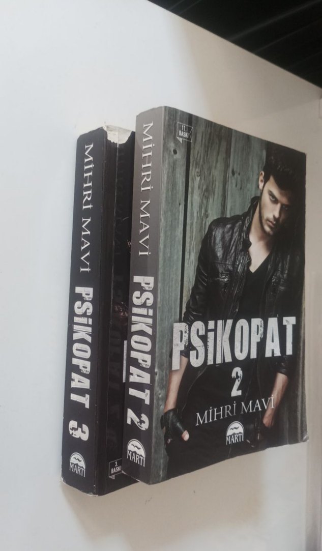 Psikopat 2 ve 3 - Mihrî Mavi Roman Seti - Görsel 2
