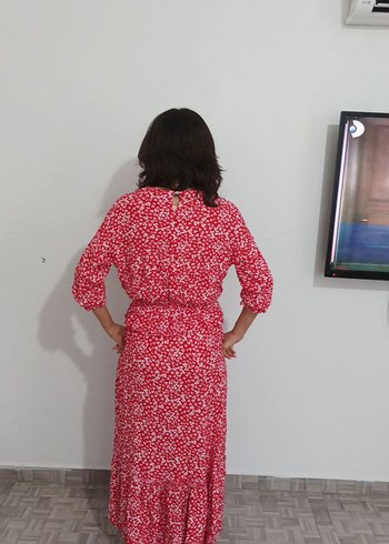 Dantel Detaylı Uzun kırmızı Desenli Elbise - Görsel 4