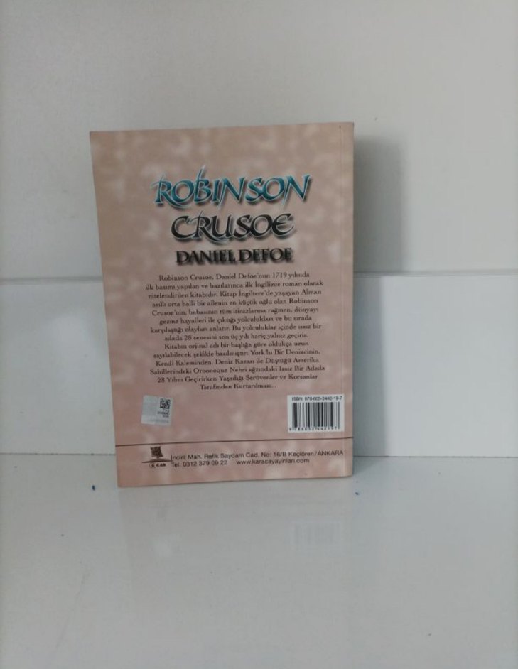 Robinson Crusoe - Daniel Defoe Kitabı - Görsel 2