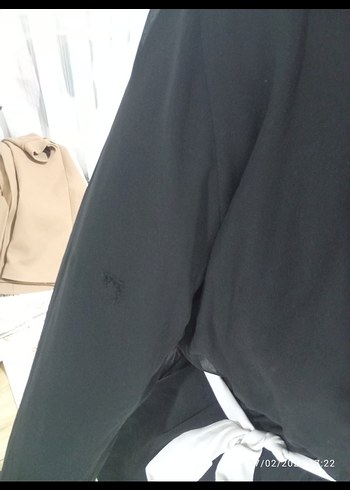 Uzun Siyah Fırfırlı Ofis Elbisesi - Görsel 5