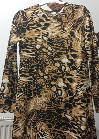 Kahverengi Yılan Desenli Uzun Elbise yeni . hiç giyilmedi - Görsel 4