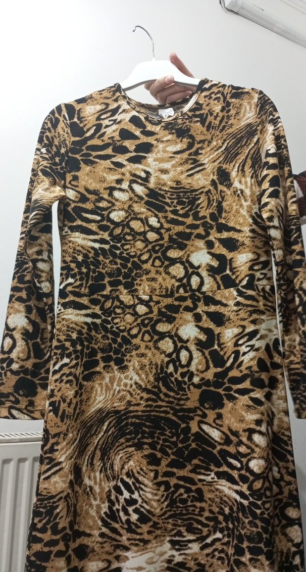 Kahverengi Yılan Desenli Uzun Elbise yeni . hiç giyilmedi - Görsel 4