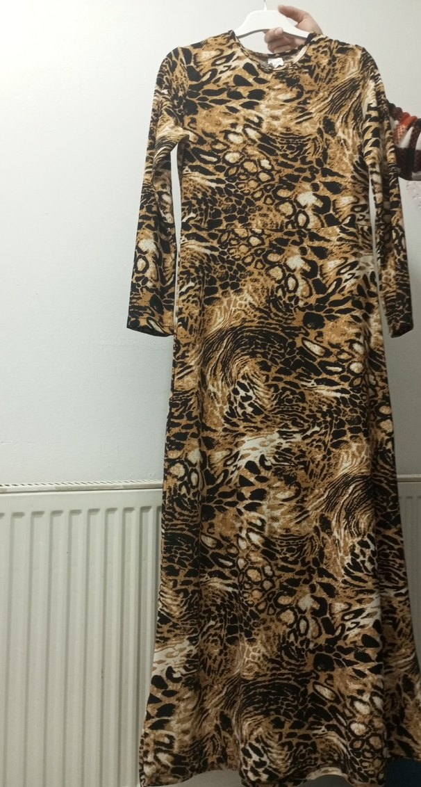 Kahverengi Yılan Desenli Uzun Elbise yeni . hiç giyilmedi - Görsel 3