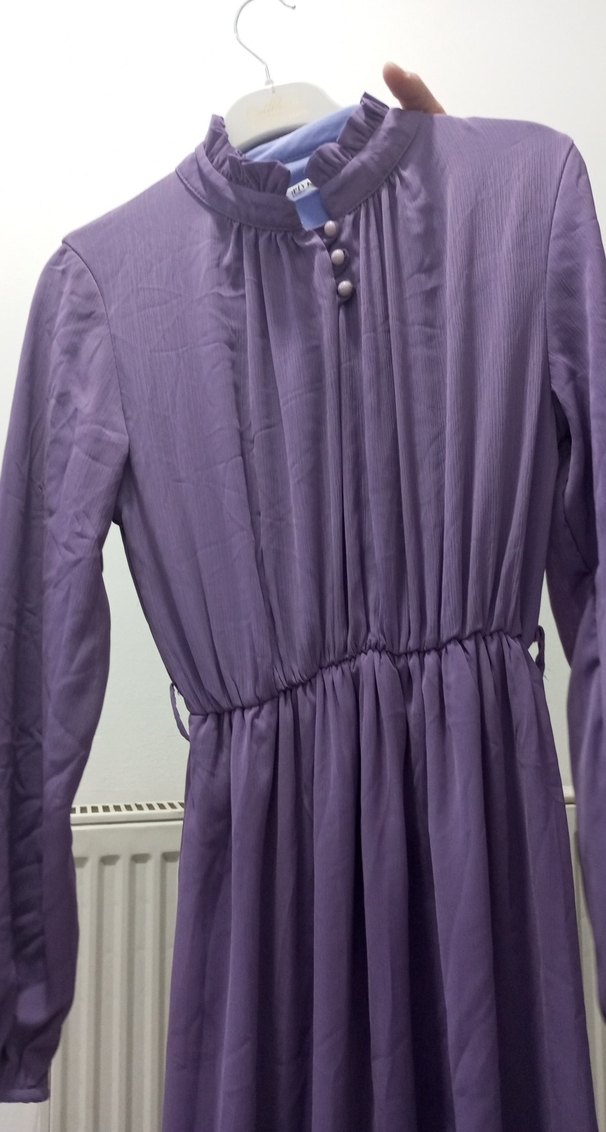 Uzun lila şifon Elbise, Yüksek Yakalı, Salaş Kesim - Görsel 4