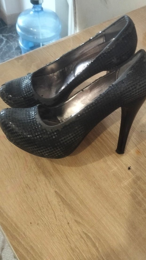 Parlak Siyah Yılan Desenli Platform Topuklu Kadın Ayakkabı - Görsel 2