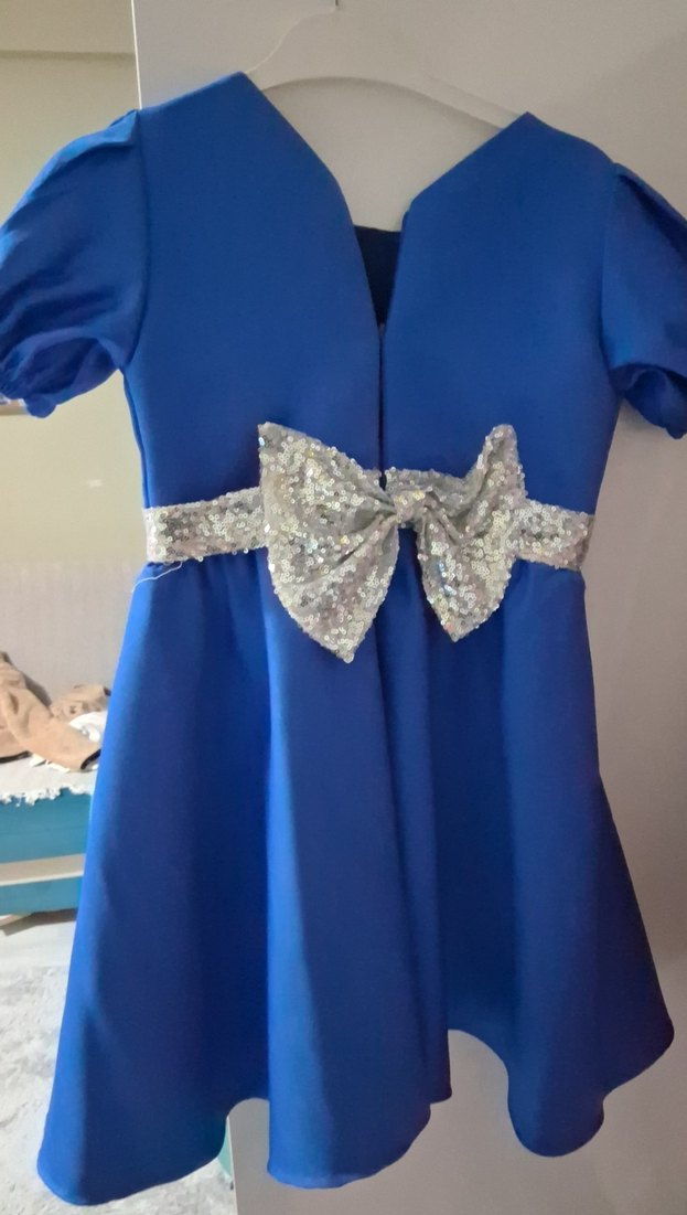 Kemerli Parlak Mavi Kız Elbisesi - Görsel 2