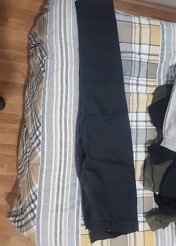 SIYAH KUMAŞ PANTOLON - Görsel 2