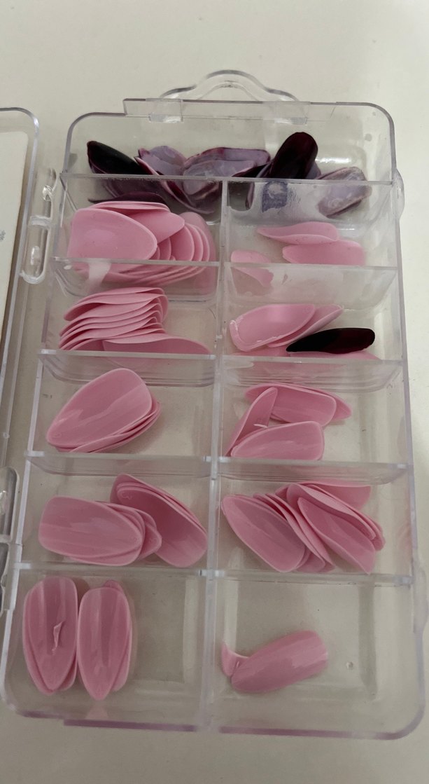 Pastel Pembe Tırnak Süsleri ve Yapıştırıcı Seti - Görsel 2