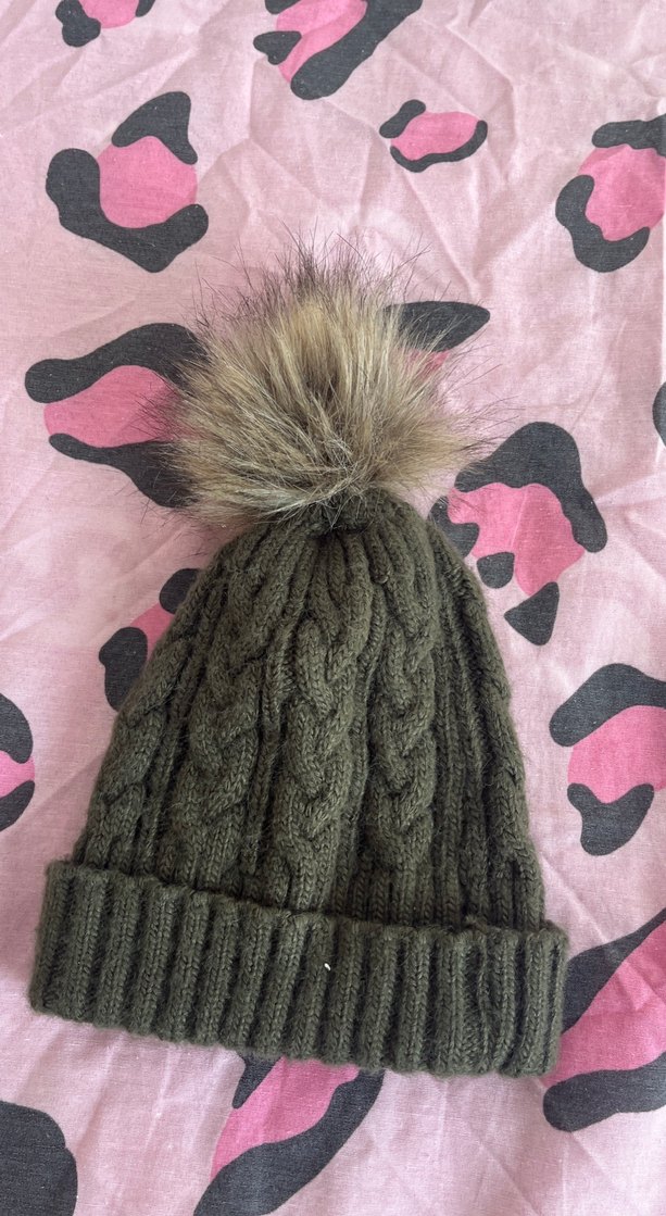 Kadın Örgü haki yeşil Ponponlu Bere - Görsel 2