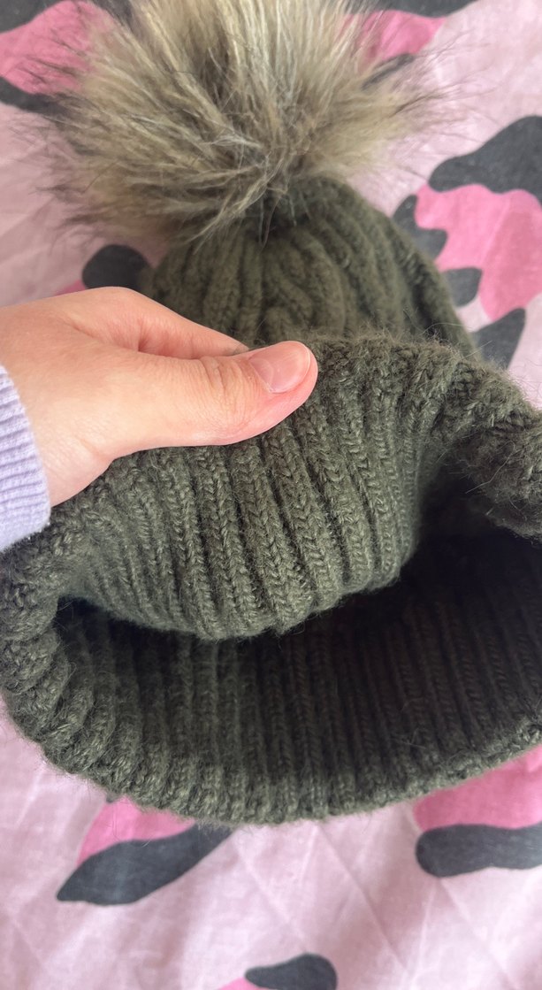 Kadın Örgü haki yeşil Ponponlu Bere - Görsel 4