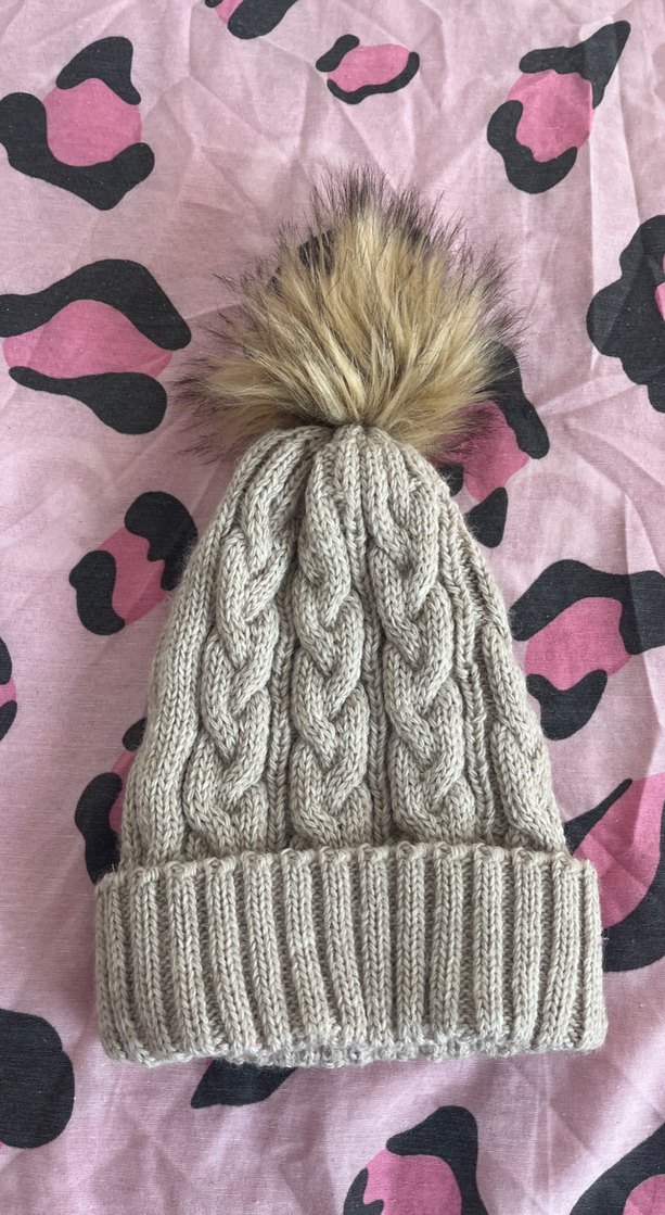 Kadın Bej Örgü Ponponlu Bere - Görsel 2