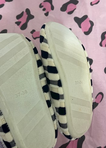 Kadın Renkli Kareli Ev Terliği Fiyonk Detaylı - Görsel 13