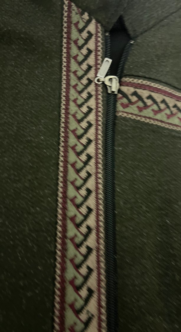 Desenli Siyah Uzun palto tesettür - Görsel 3