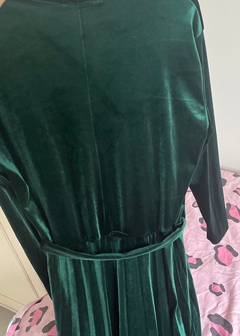 Kadife yeşil uzun tesettür elbise kadın - Görsel 5