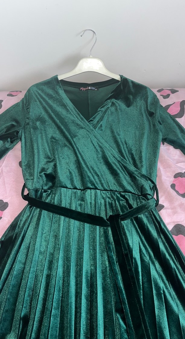 Kadife yeşil uzun tesettür elbise kadın - Görsel 3