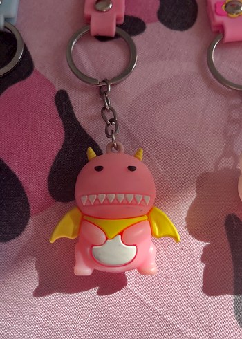 3lü Pembe Kurdeleli Renkli Rock Punk Anahtarlıklar - Görsel 3