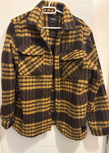 pull-and-bear 38