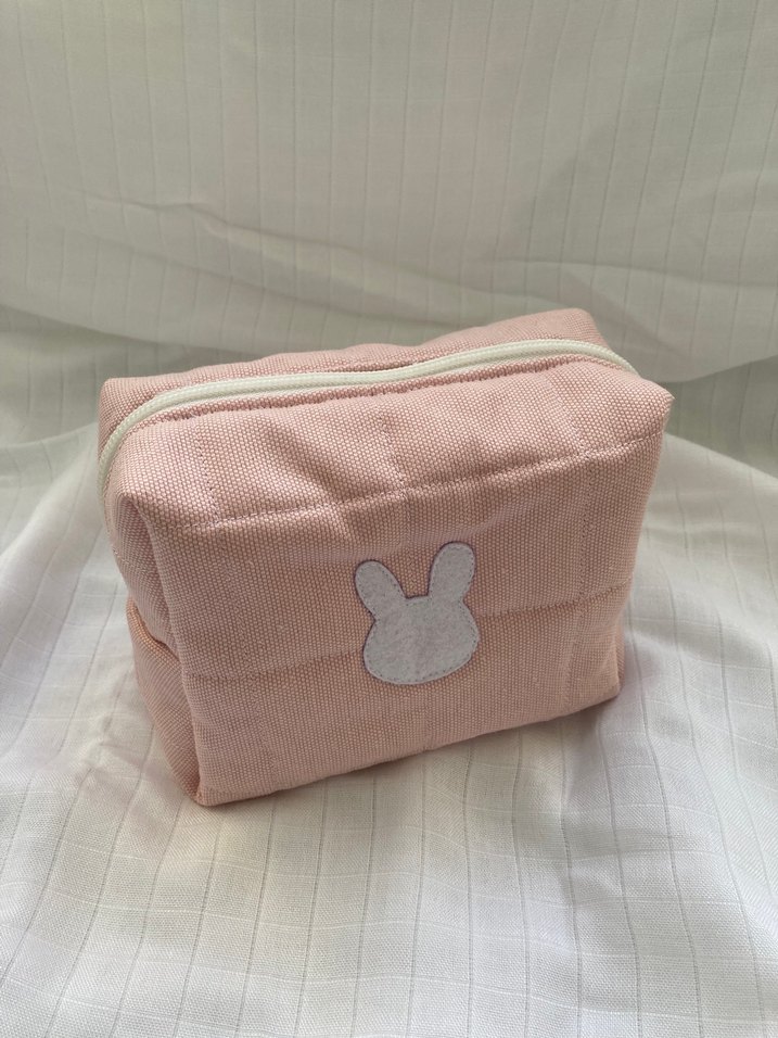 Pembe tavşan detaylı makyaj çantası - Görsel 4