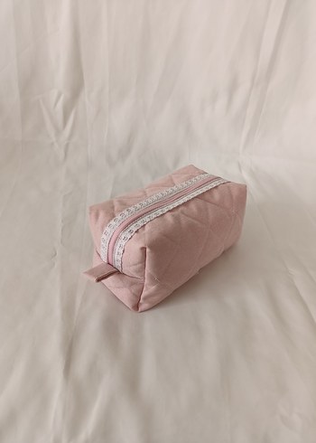 Kapitoneli,Dantel Detaylı Pembe Makyaj Çantası - Görsel 3