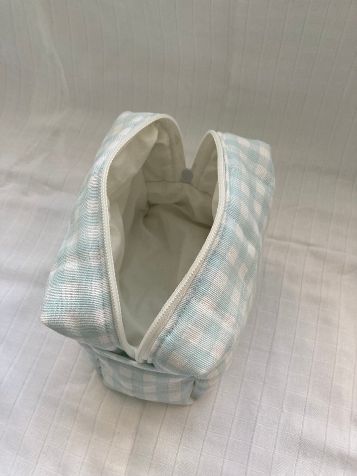 Mavi Ekoseli Fermuarlı Makyaj Çantası - Görsel 4