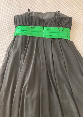 Siyah Pilili Midi Straplez Elbise - Görsel 3