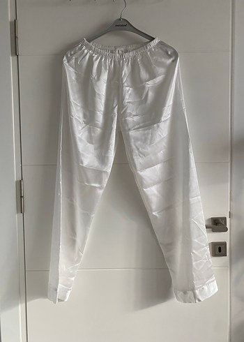 Saten pijama takımı - Görsel 4