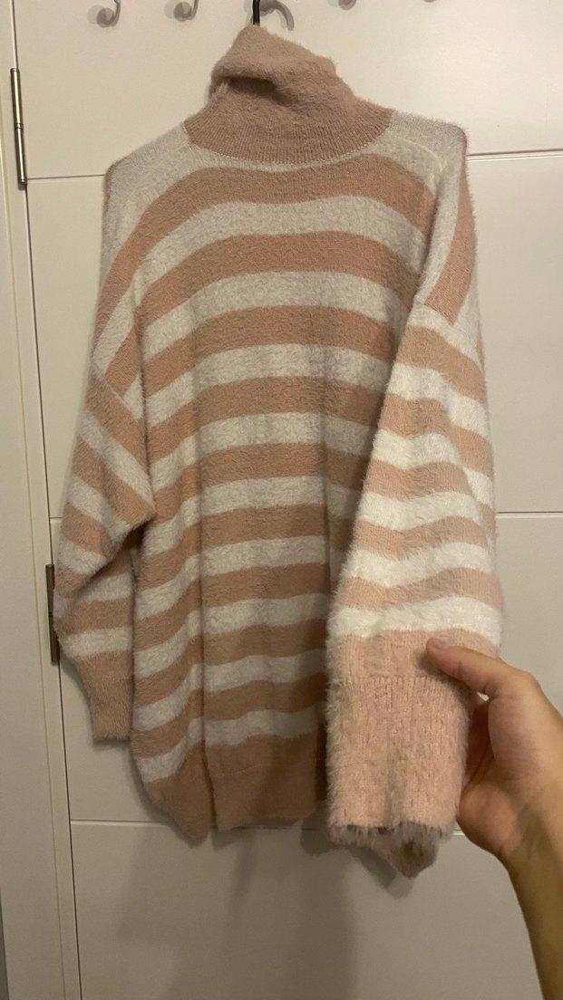 Bej Çizgili Yüksek Yakalı Kadın Triko Kazak - Görsel 3