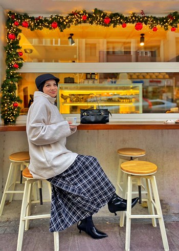 Drapeli Ekose Desenli siyah beyaz Uzun Etek - Görsel 4