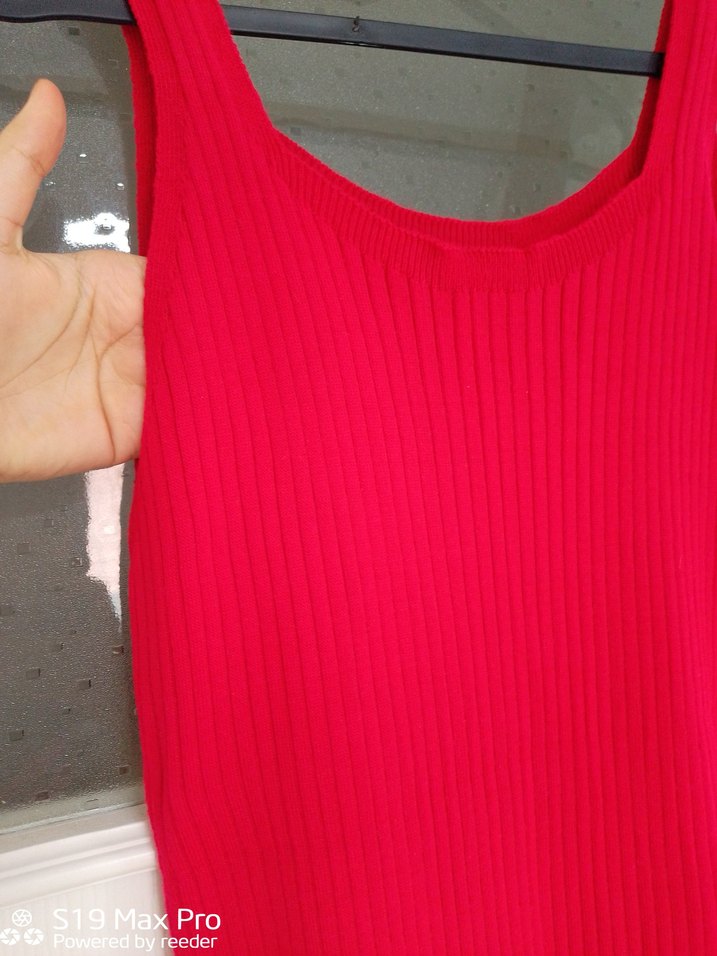 Kolsuz Kırmızı Uzun Triko Elbise - Görsel 3