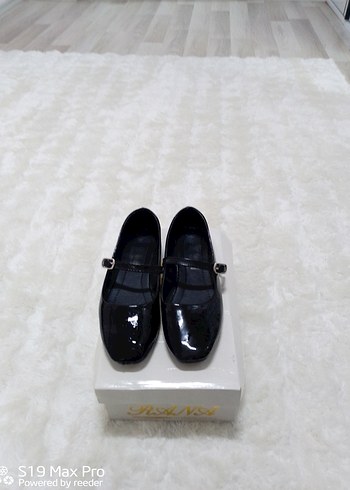 Kadın Siyah Rugan Tokalı Babet Ayakkabı - Görsel 3