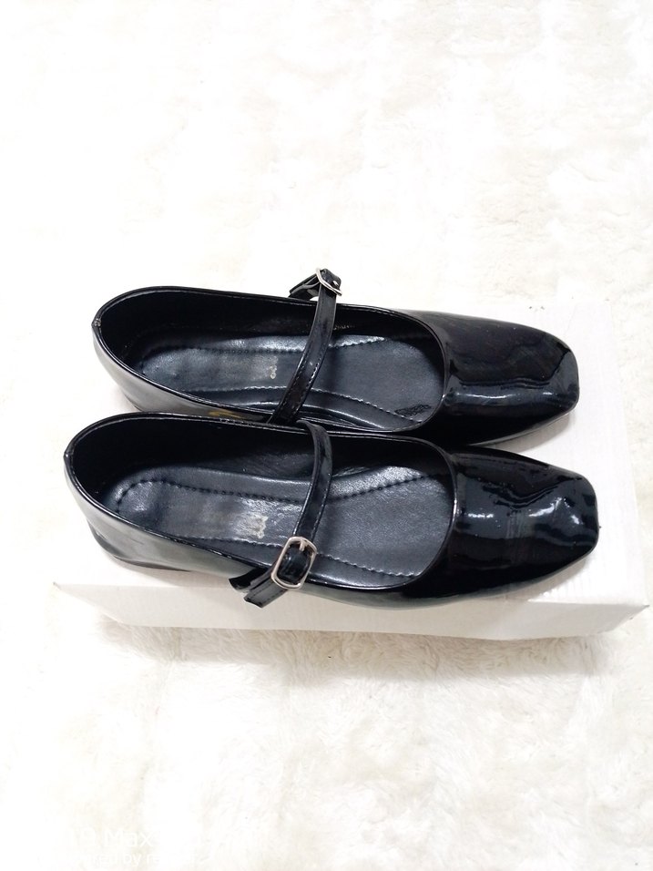 Kadın Siyah Rugan Tokalı Babet Ayakkabı - Görsel 4