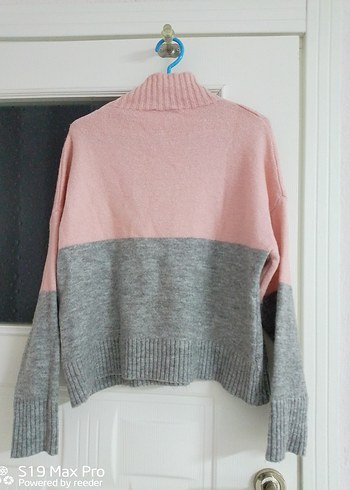 Gri-Pembe Örgü Boğazlı Kadın Kazak - Görsel 3