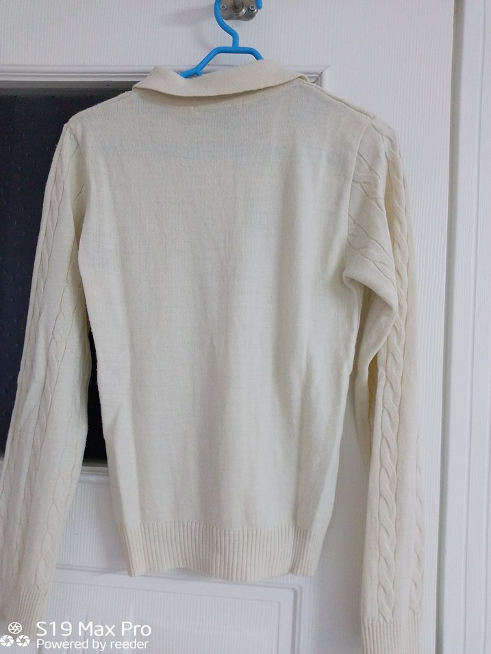 Düğmeli Beyaz Örgü Kadın Kazak - Görsel 2