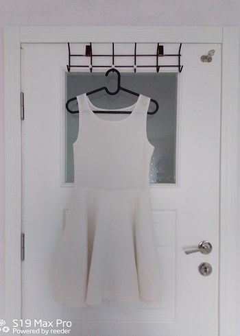 Beyaz Midi Kolsuz Mini Günlük Elbise - Görsel 3